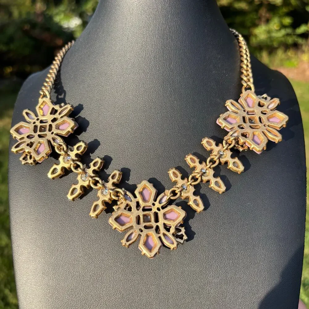 J. CREW Statement!  Lilac, Pale Green, Rhinestone Floral Collar Necklace - Picture 5 of 7